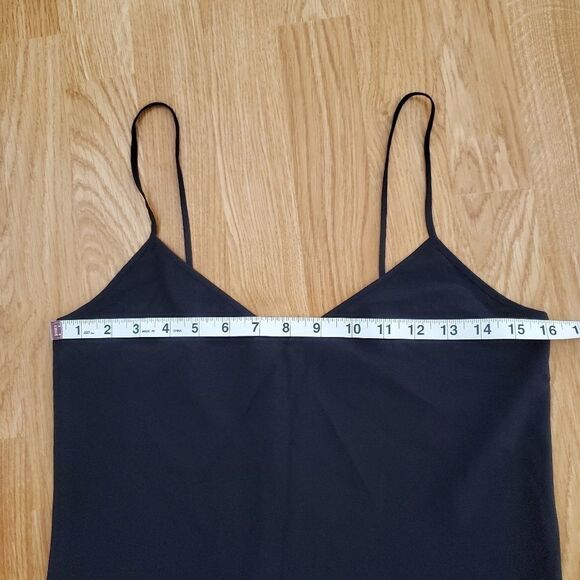 Vince 100% Silk V Neck Black Cami Dress Sz Small - Picture 9 of 10